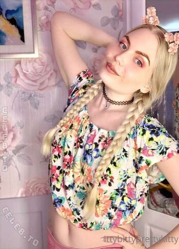 Full leaked Ittybittyprettykitty private onlyfans photo