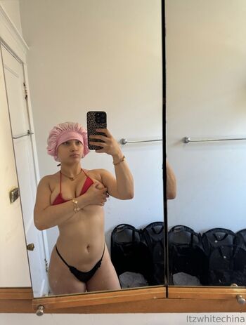Full leaked Itzwhitechina private onlyfans photo