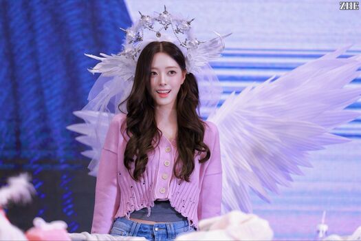 Full leaked Itzy all in us page private onlyfans photo