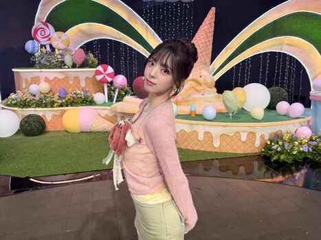 Full leaked Itzy all in us page private onlyfans photo