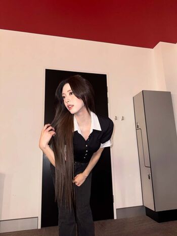 Full leaked Itzy all in us page private onlyfans photo