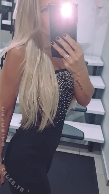 Full leaked Iva blondie private onlyfans photo