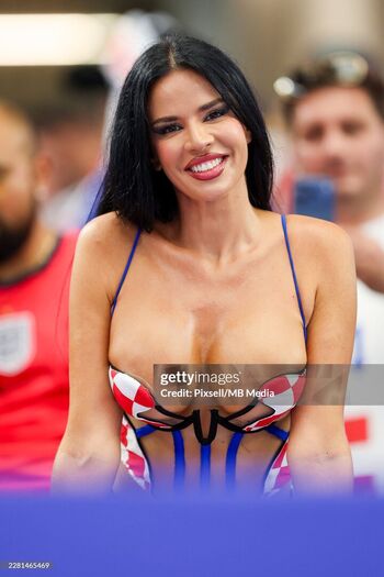 Full leaked Ivana knoll page private onlyfans photo