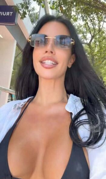 Full leaked Ivana knoll page private onlyfans photo