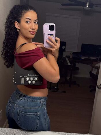 Full leaked Ivorionyx private onlyfans photo