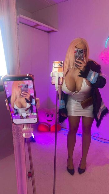 Full leaked Ivysky private onlyfans photo