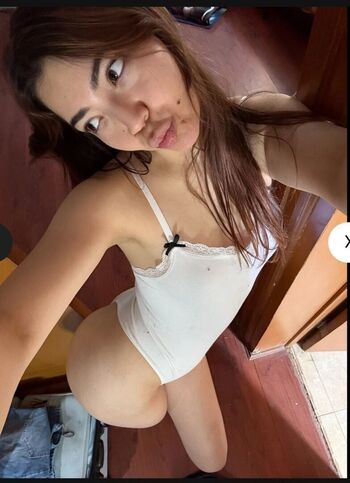 Full leaked Ixchy private onlyfans photo