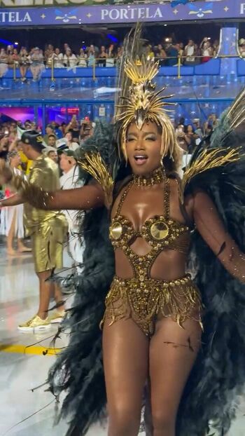 Full leaked Iza cantora page private onlyfans photo