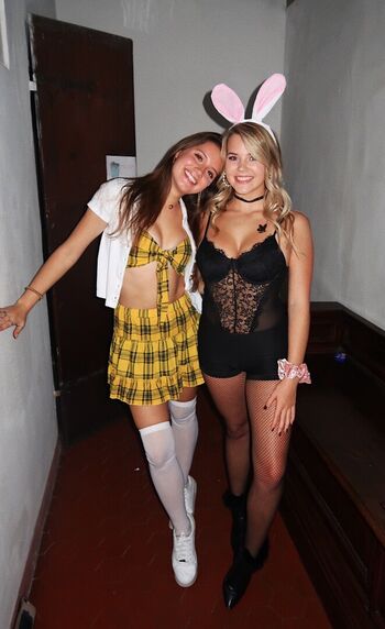 Full leaked Iza leslie page private onlyfans photo