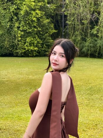 Full leaked Izepyn private onlyfans photo