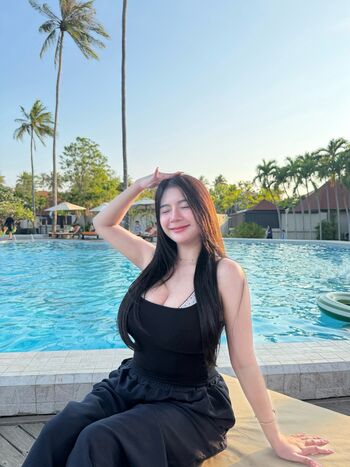 Full leaked Izepyn private onlyfans photo