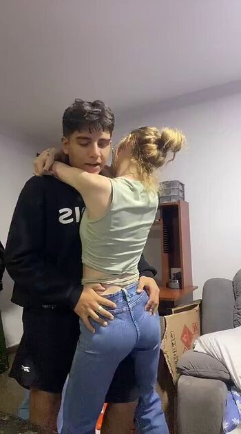 Full leaked Izismusic private onlyfans photo