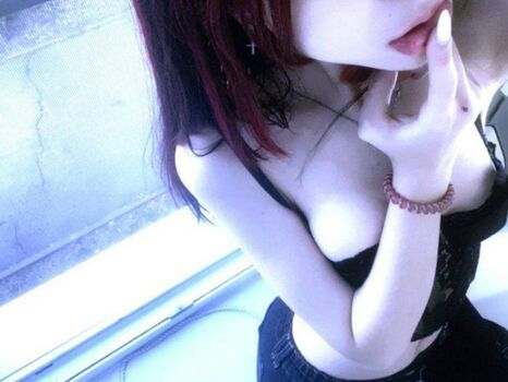 Full leaked Izolyator natsuki private onlyfans photo
