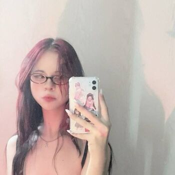 Full leaked Izolyator natsuki private onlyfans photo