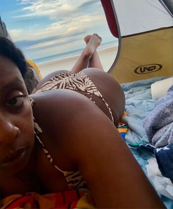 Full leaked Izzbizz private onlyfans photo
