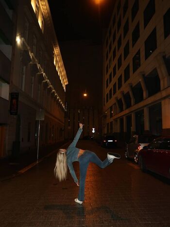 Full leaked Izzi dame page private onlyfans photo