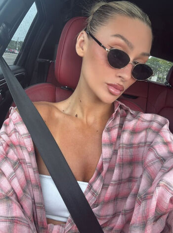 Full leaked Izzi dame page private onlyfans photo