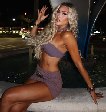 Full leaked Izzi dame private onlyfans photo
