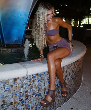 Full leaked Izzi dame private onlyfans photo
