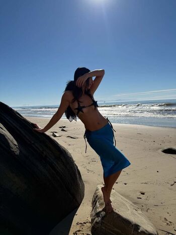 Full leaked Izzipoopi private onlyfans photo