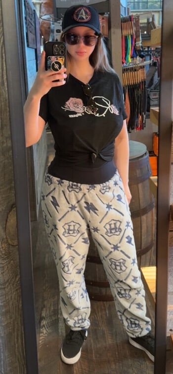 Full leaked Izzy g private onlyfans photo