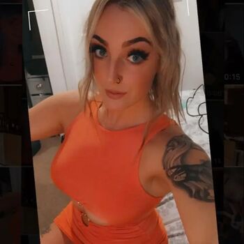 Full leaked Izzyfawley private onlyfans photo