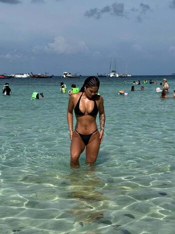 Full leaked Izzyflannery private onlyfans photo