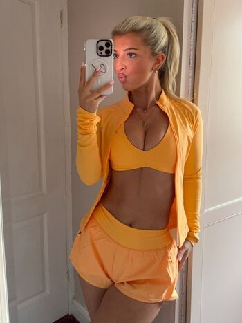 Full leaked Izzytaffs private onlyfans photo