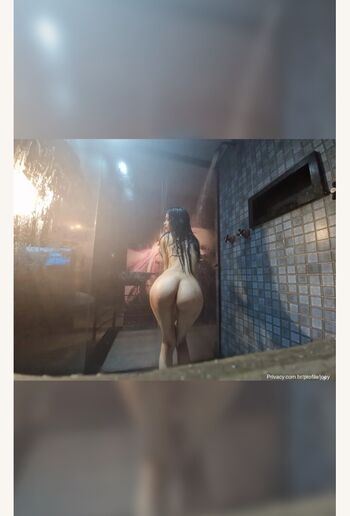 Full leaked J ey private onlyfans photo