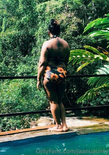 Full leaked Jaanu aunty private onlyfans photo