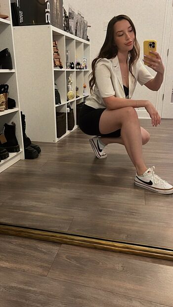 Full leaked Jackiembutler private onlyfans photo