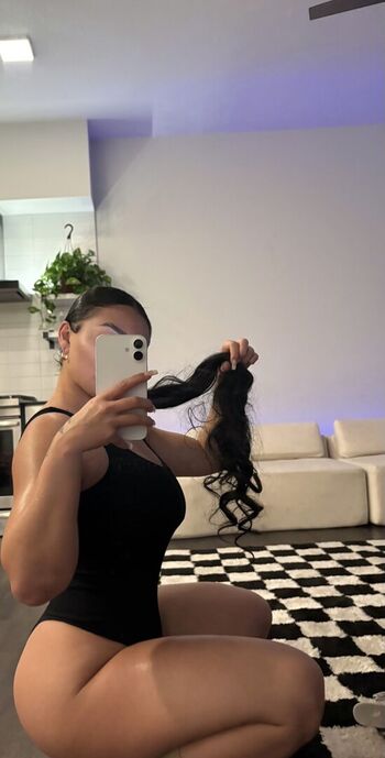 Full leaked Jaddoll private onlyfans photo