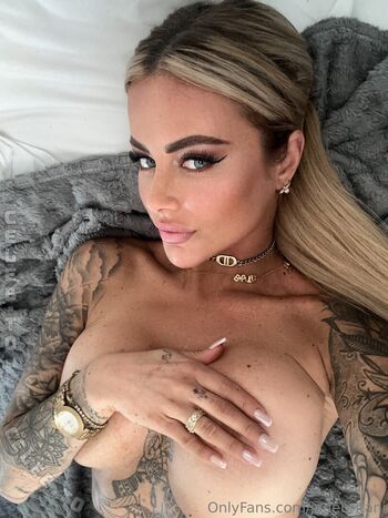 Full leaked Jade britani private onlyfans photo