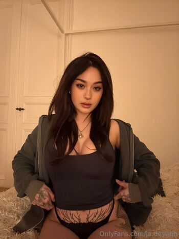 Full leaked Jadeyanh private onlyfans photo