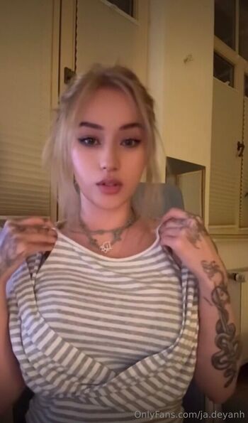 Full leaked Jadeyanh private onlyfans photo