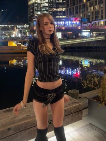 Full leaked Jadoreeana page private onlyfans photo