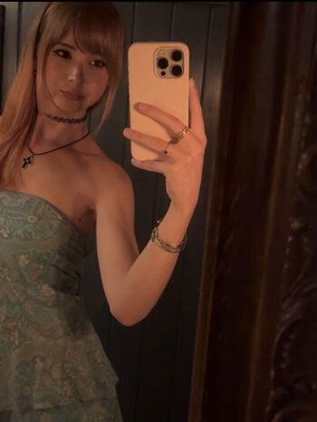 Full leaked Jadoreeana private onlyfans photo