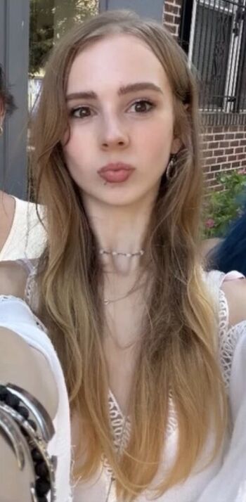 Full leaked Jadoreeana private onlyfans photo