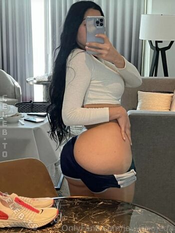 Full leaked Jailyneojeda private onlyfans photo