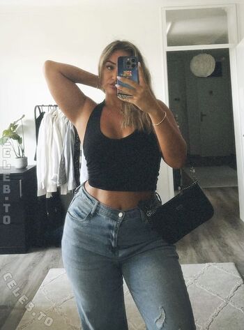 Full leaked Jana barca private onlyfans photo