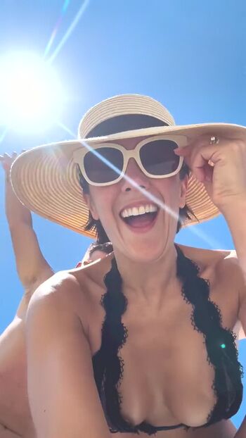 Full leaked Janette manrara private onlyfans photo