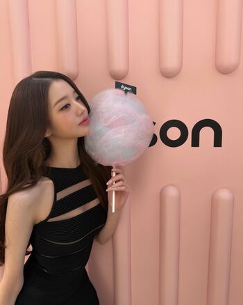 Jang Won-young