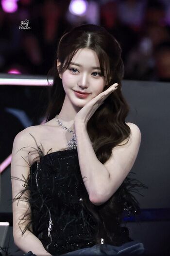 Jang Won-young