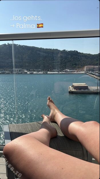 Full leaked Janinavoo private onlyfans photo