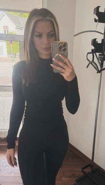 Full leaked Janine sachraj private onlyfans photo