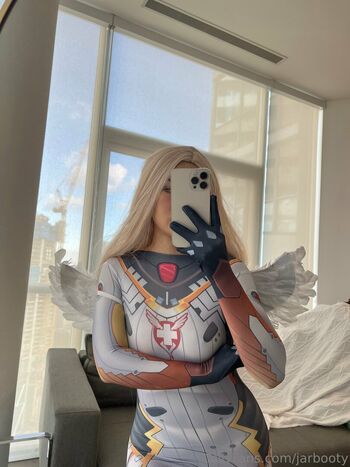 Full leaked Jarbootyuwu private onlyfans photo