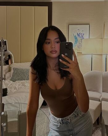 Full leaked Jaruwanjro private onlyfans photo