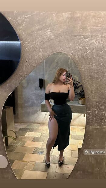 Full leaked Jasmin reyeshn private onlyfans photo