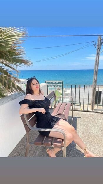 Full leaked Jasmin reyeshn private onlyfans photo