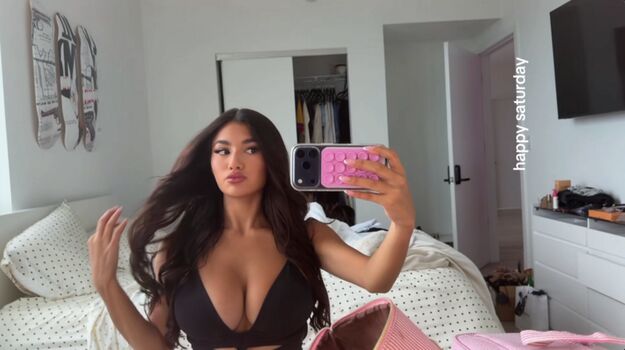 jasmine_lillyyyy